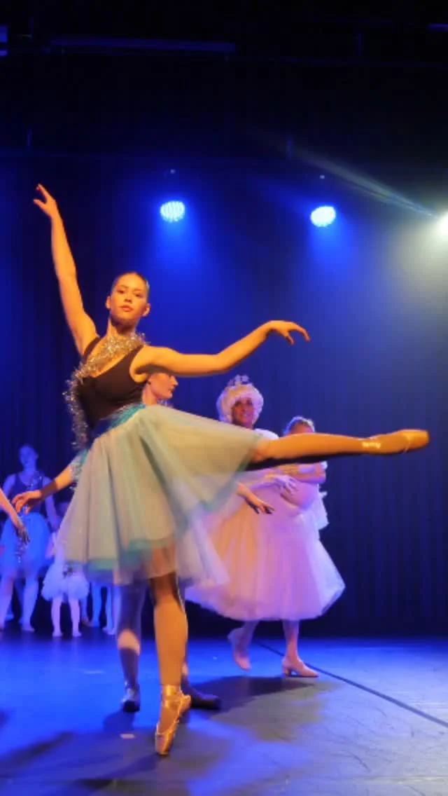 Spitze

#tanz #ballettschule #tanzschule #dance #ballettsaal #tanec #eifel #euskirchen #ballett